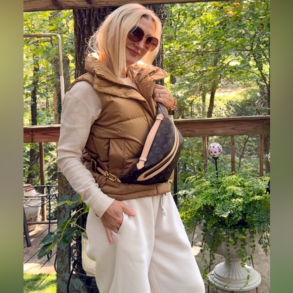 ❌ SOLD ❌ Monogram Bumbag Waist bag - Picture 9 of 15